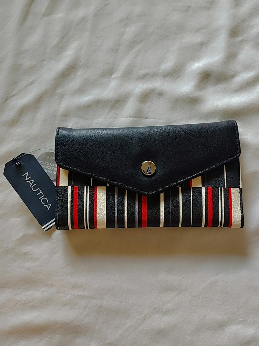 Nautica crafted sleek